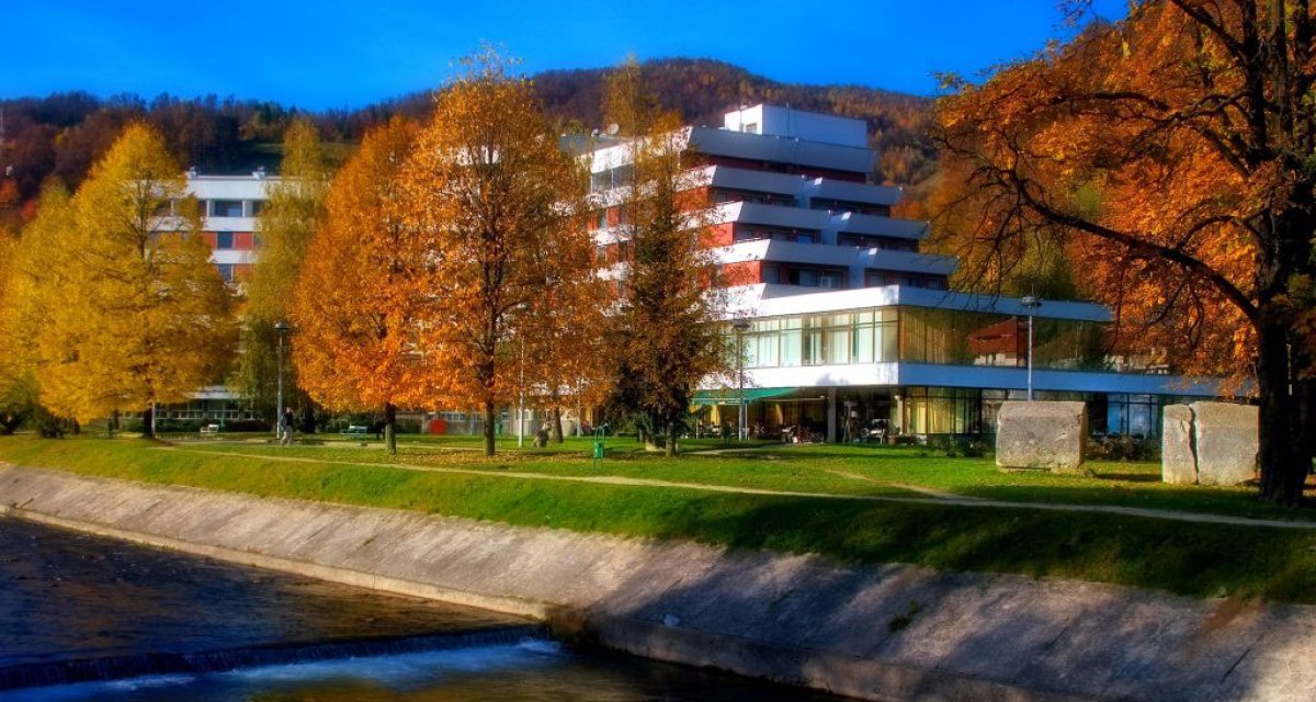 3484ee8398a02b67f05a8a96c60b7eb1